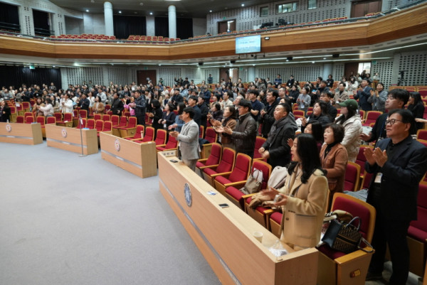 4765a2dbebc877ebfc026f2c05143c99_1772005030_727.jpg